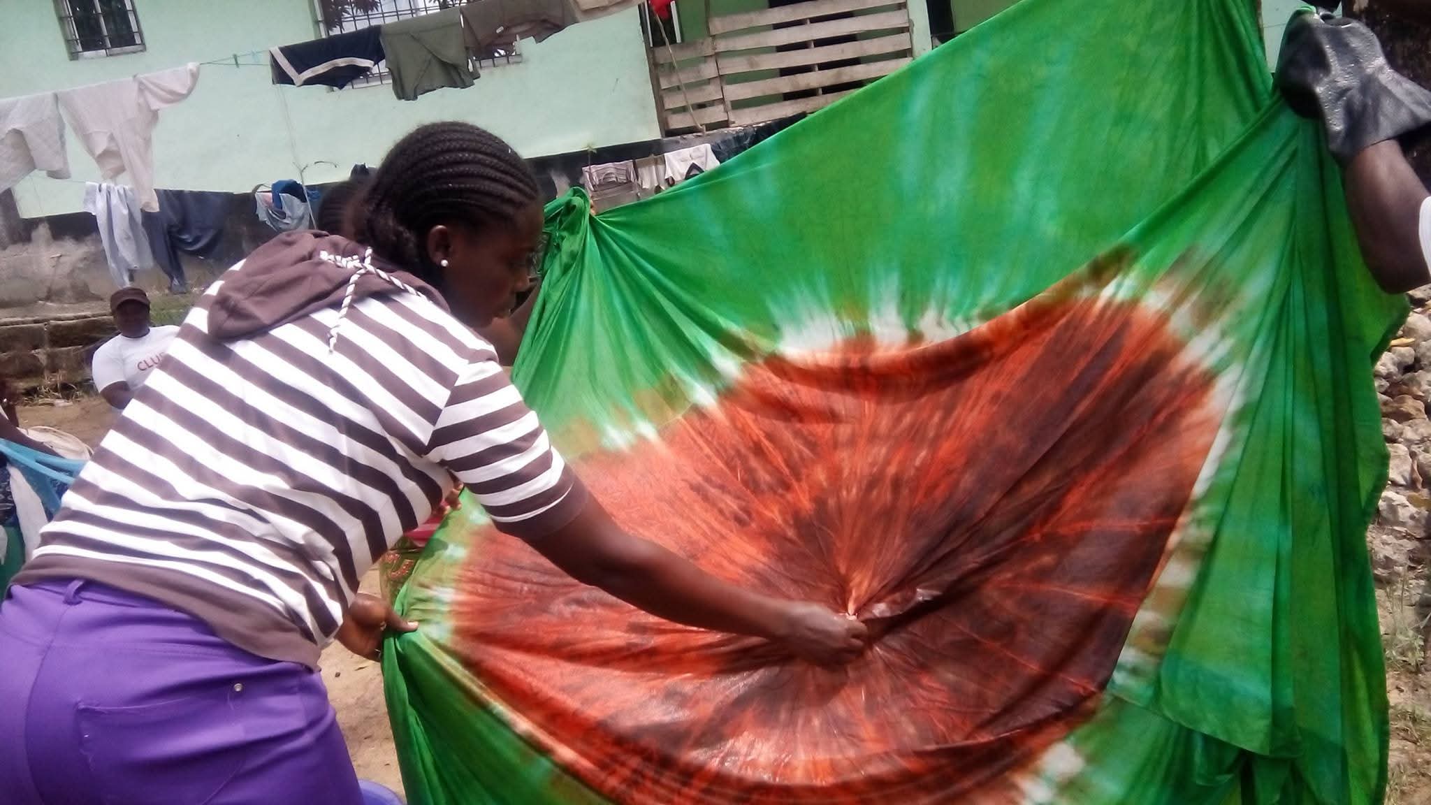 Tie and dye activity